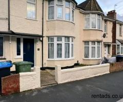3 BEDROOM HOUSE TO LET